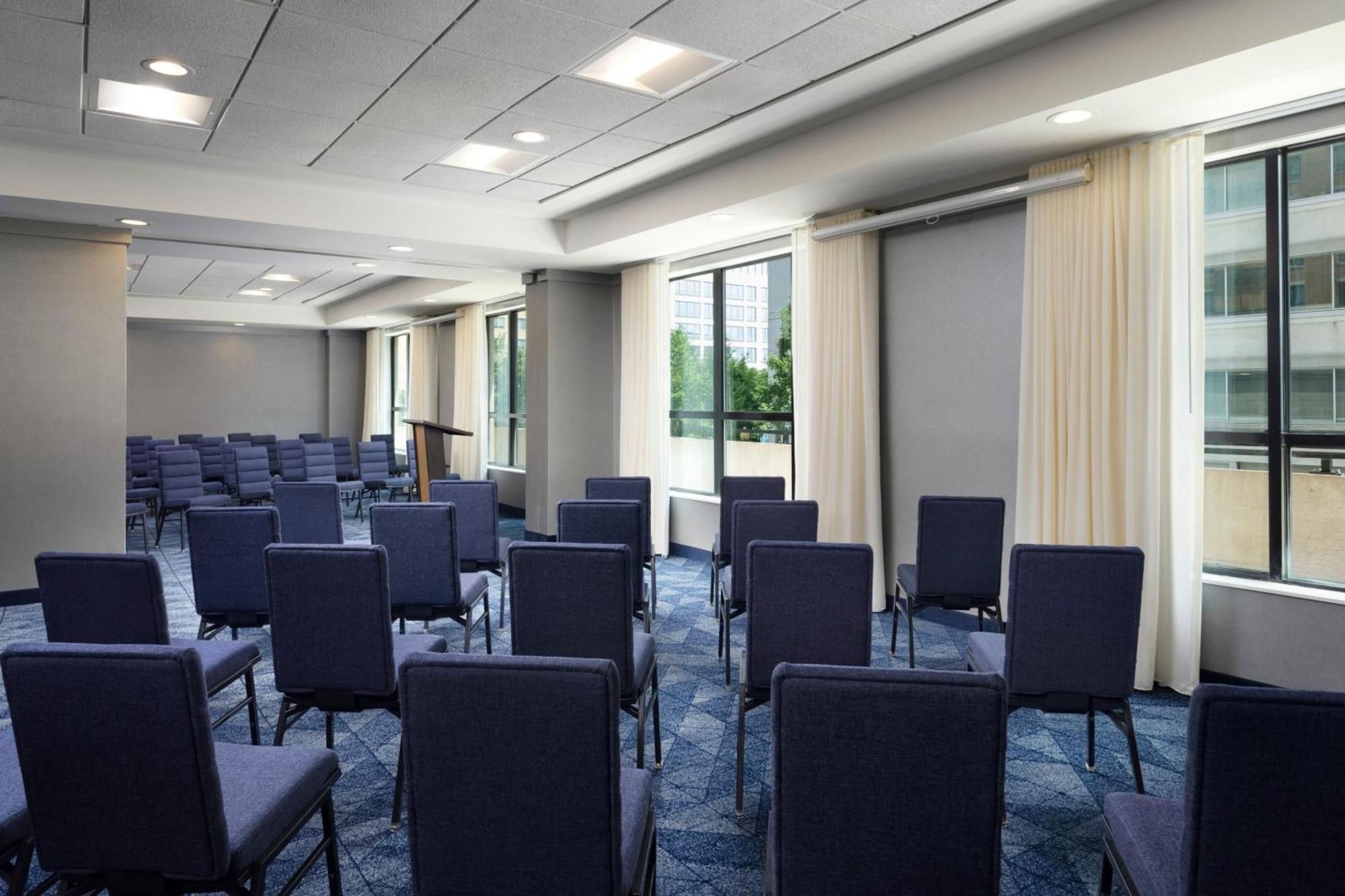 Hotel Courtyard By Marriott Washington Capitol Hill/Navy Yard Extérieur photo