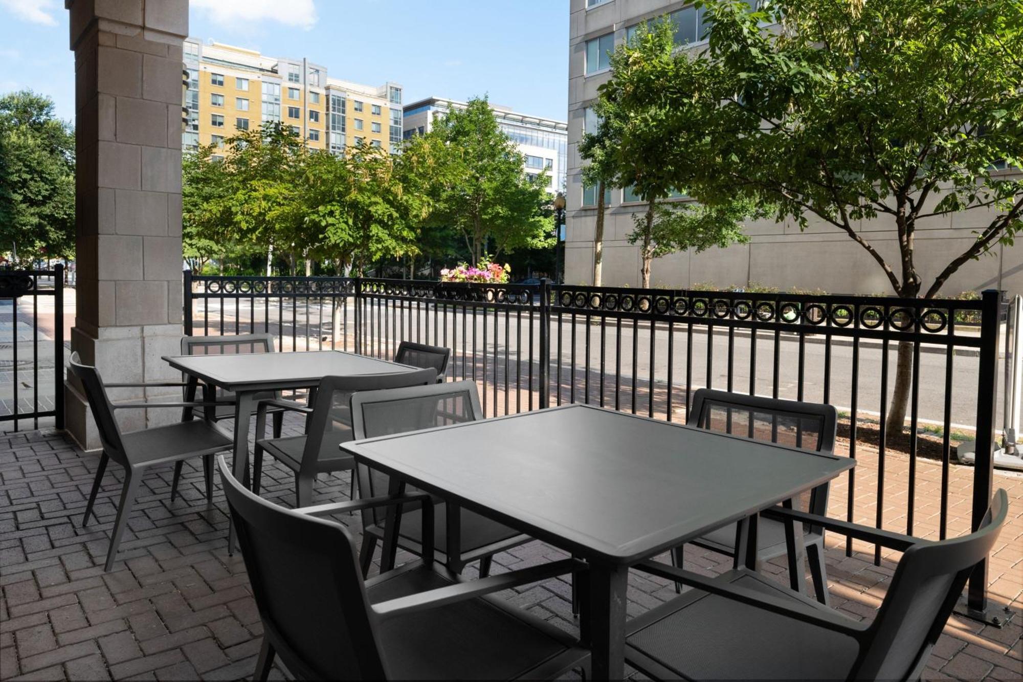 Hotel Courtyard By Marriott Washington Capitol Hill/Navy Yard Extérieur photo