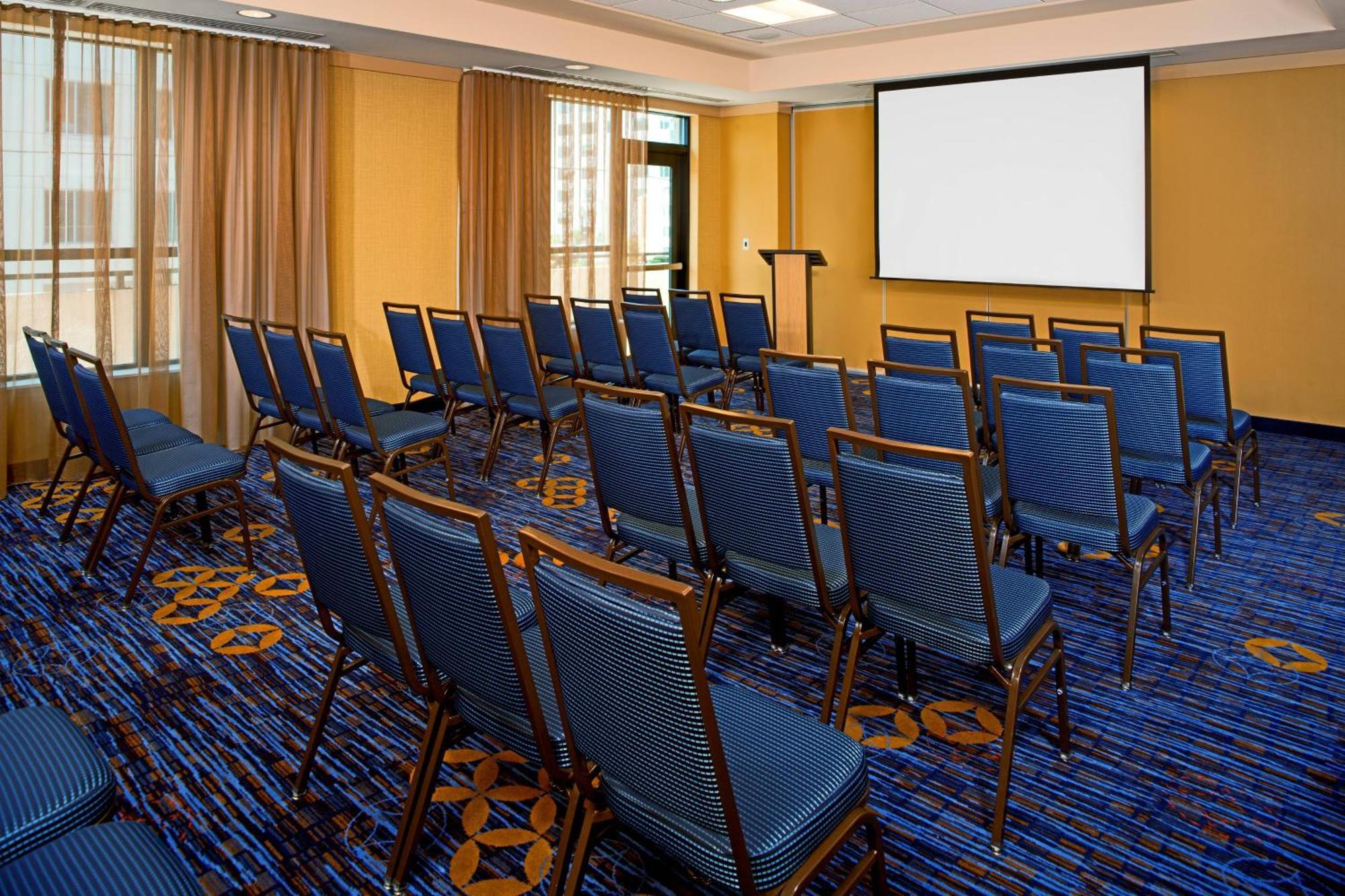Hotel Courtyard By Marriott Washington Capitol Hill/Navy Yard Extérieur photo